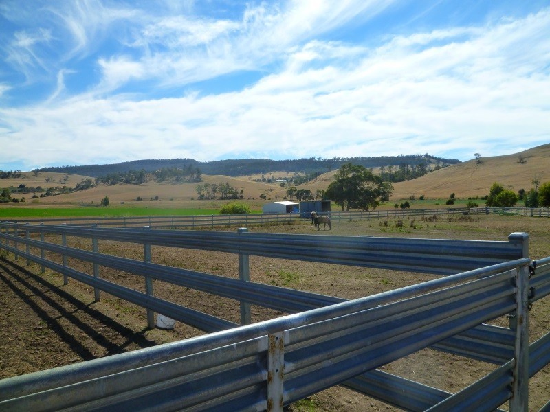 196 Mud Walls Road, Colebrook TAS 7027