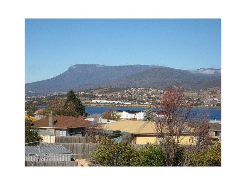 13 Douglas Drive, Bridgewater TAS 7030