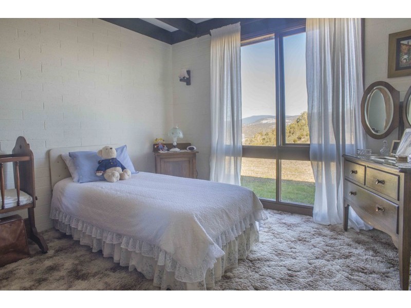 66 Saddle Road, New Norfolk TAS 7140