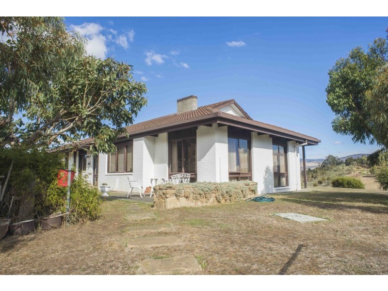 66 Saddle Road, New Norfolk TAS 7140