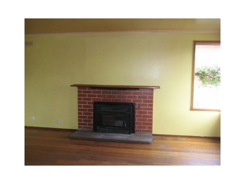 8 Calvert Crescent, Gagebrook TAS 7030