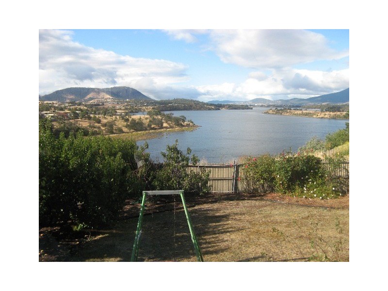2 Euston Place, Bridgewater TAS 7030