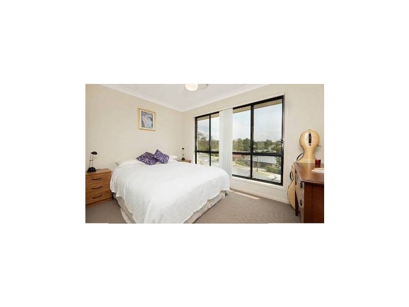 71 Lagoon Crescent, Bellbowrie QLD 4070