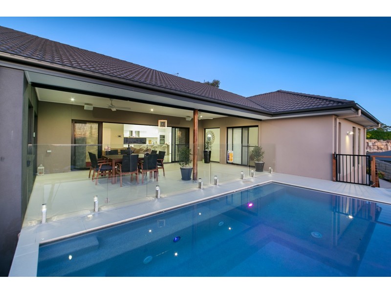 19 Oconnell Cl, Bellbowrie QLD 4070