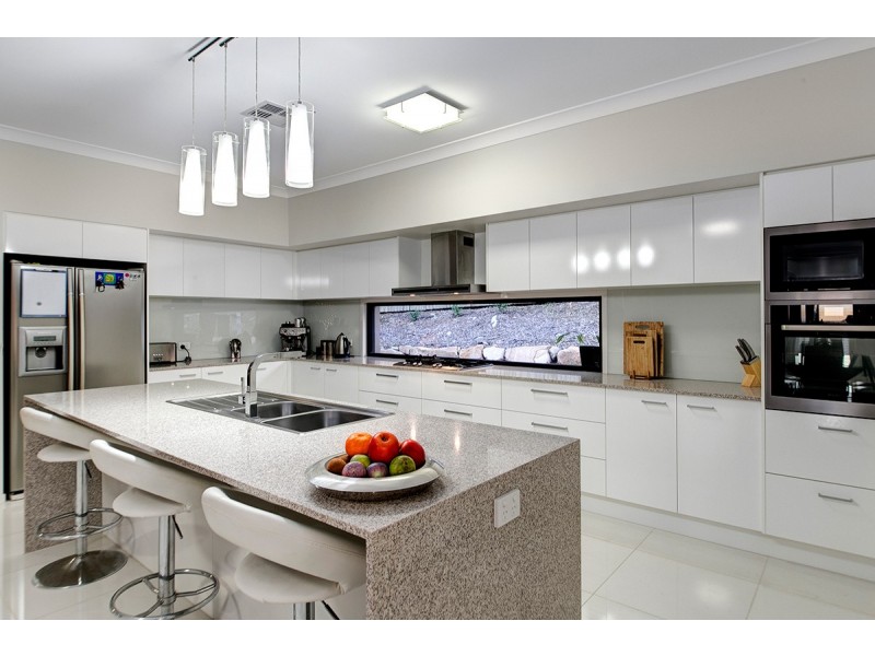19 Oconnell Cl, Bellbowrie QLD 4070