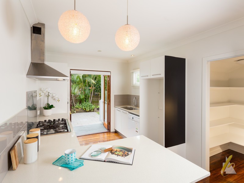 256 Verney Road East, Graceville QLD 4075