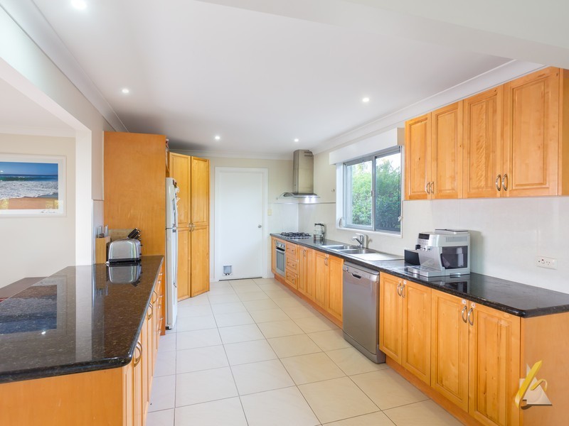 33 TIMBARRA CR, Jindalee QLD 4074