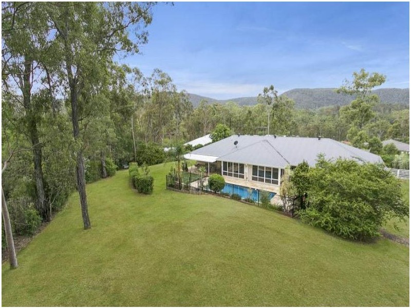 48 Emma Holt Court, Mount Crosby QLD 4306