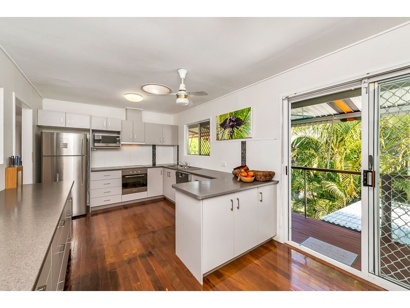 24 Belford Street, Kenmore QLD 4069