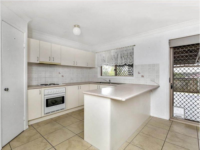 3 Paterson Place, Redbank Plains QLD 4301