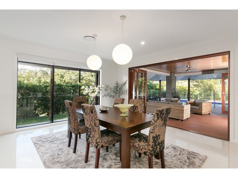 95 Tristania Road, Chapel Hill QLD 4069