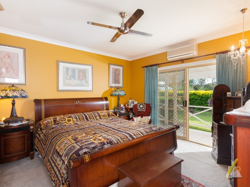 72 Riversleigh Road, Bellbowrie QLD 4070