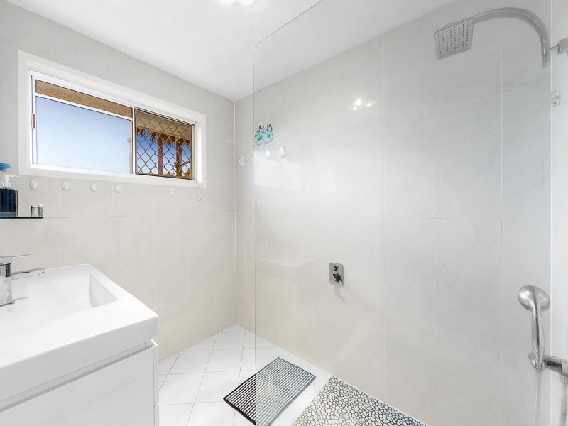 3 Monarda, Runcorn QLD 4113