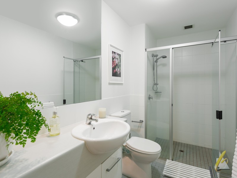 38/2 Campbell Street, Toowong QLD 4066