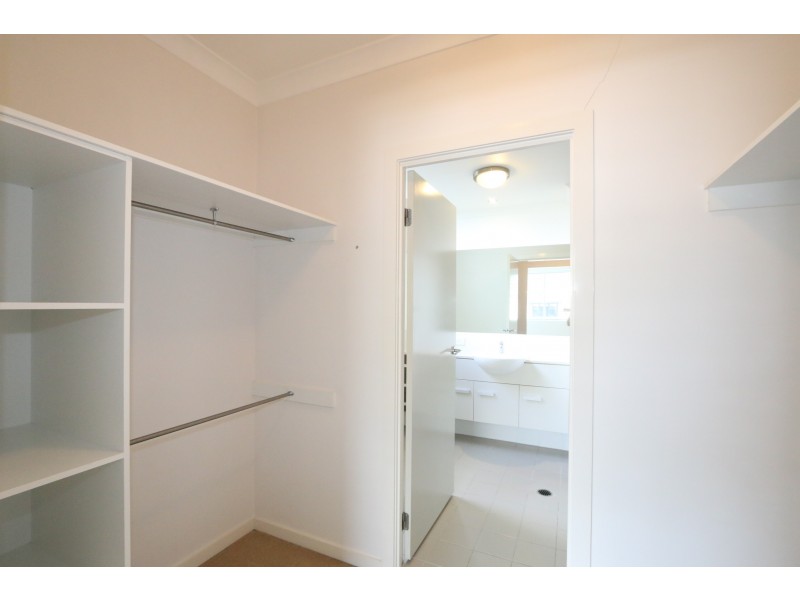 39/8-14 Belgrave Road, Indooroopilly QLD 4068