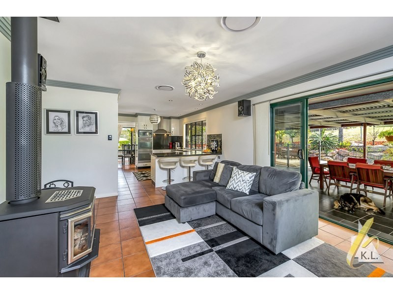 241 Lansdowne Way, Chuwar QLD 4306