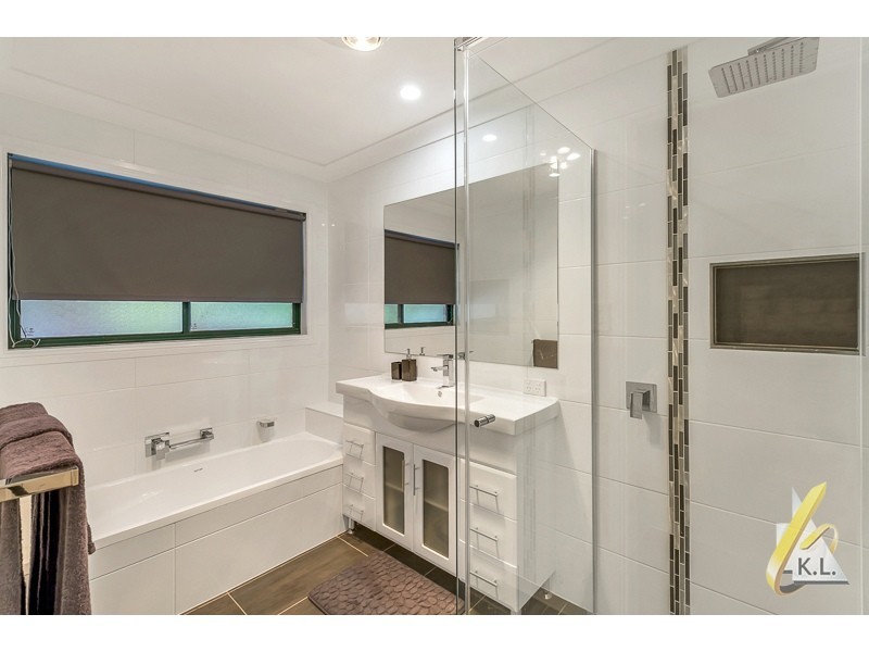 241 Lansdowne Way, Chuwar QLD 4306