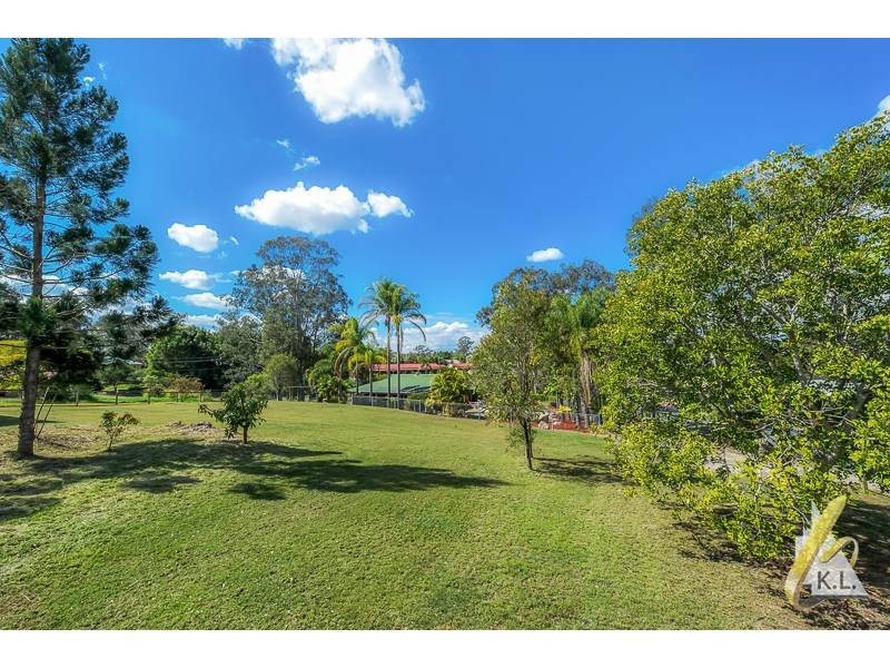 241 Lansdowne Way, Chuwar QLD 4306