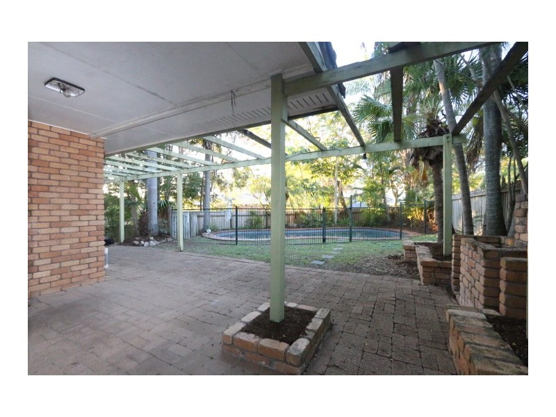 2 Nankin Street, Fig Tree Pocket QLD 4069