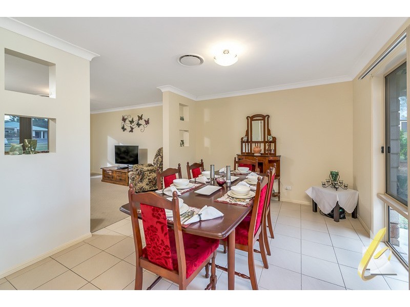 54 Glencoe Place, Thagoona QLD 4306