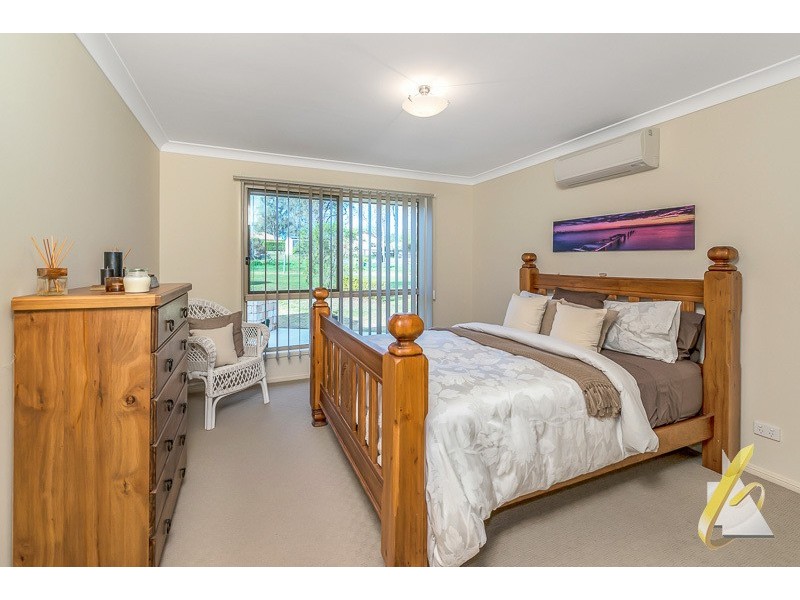 54 Glencoe Place, Thagoona QLD 4306