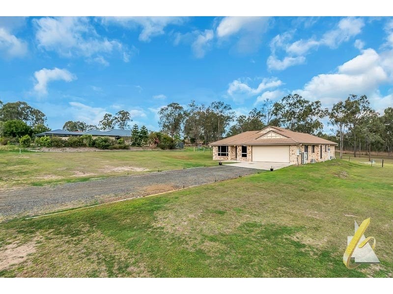 54 Glencoe Place, Thagoona QLD 4306