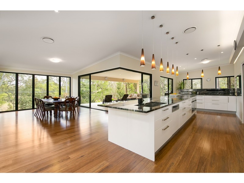 46 Scenic Rd, Kenmore QLD 4069