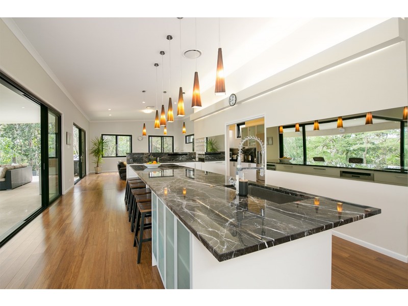 46 Scenic Rd, Kenmore QLD 4069