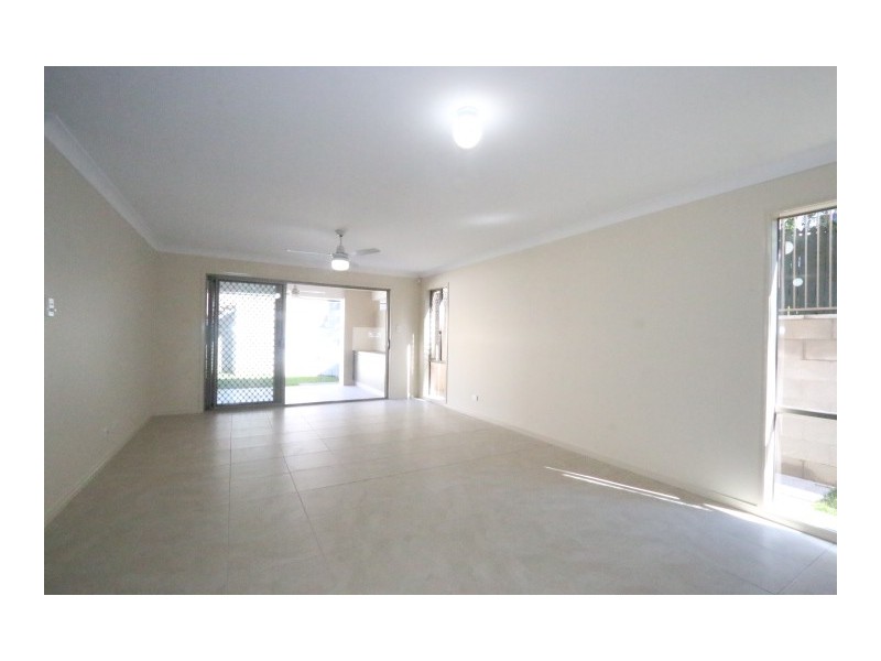 43A Cedarleigh Road, Chapel Hill QLD 4069