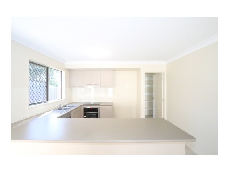 43A Cedarleigh Road, Chapel Hill QLD 4069