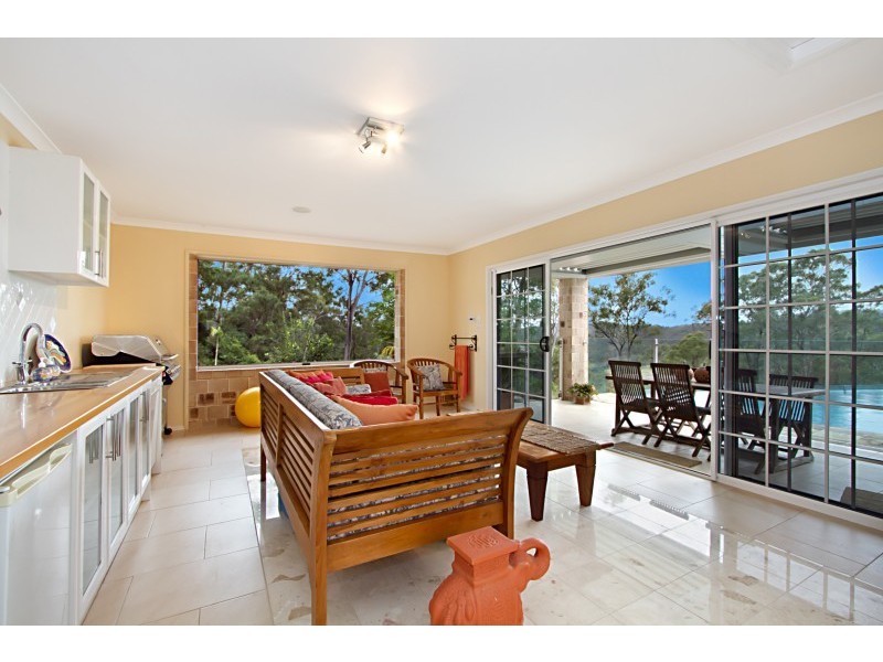 272D Gold Creek Road, Brookfield QLD 4069