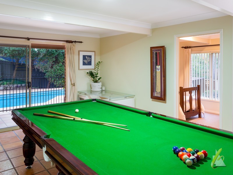 20 McConnell Crescent, Brookfield QLD 4069