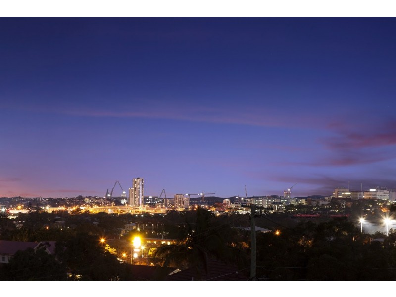 73 Huxley Ave, Alderley QLD 4051