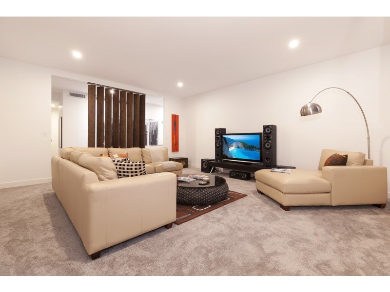 73 Huxley Ave, Alderley QLD 4051