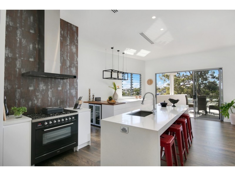 73 Huxley Ave, Alderley QLD 4051