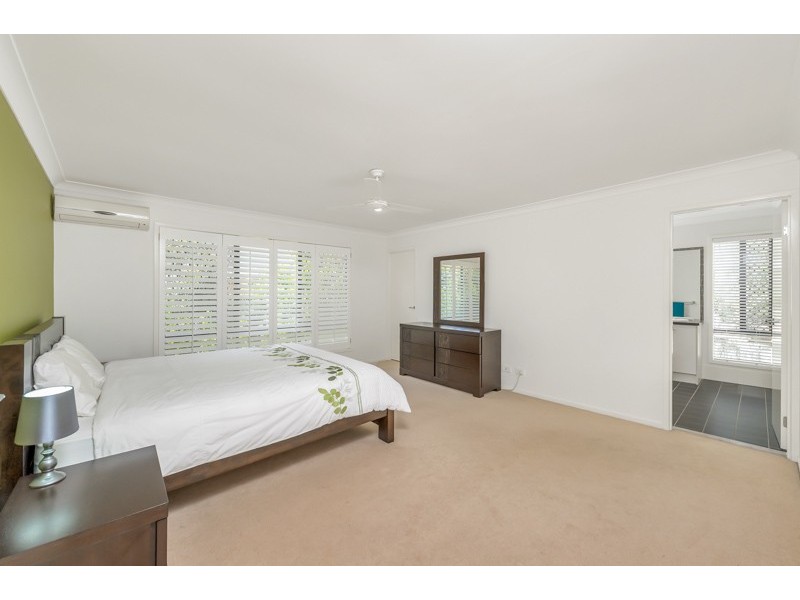 87 Bozzato Place, Kenmore QLD 4069