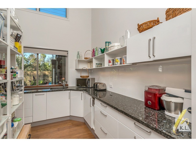 14 Sovereign Strait, Karalee QLD 4306