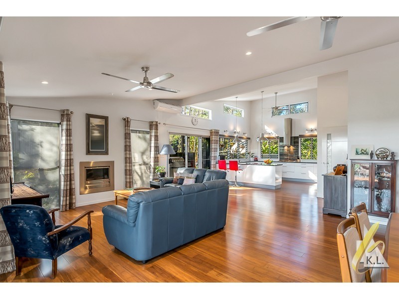 14 Sovereign Strait, Karalee QLD 4306