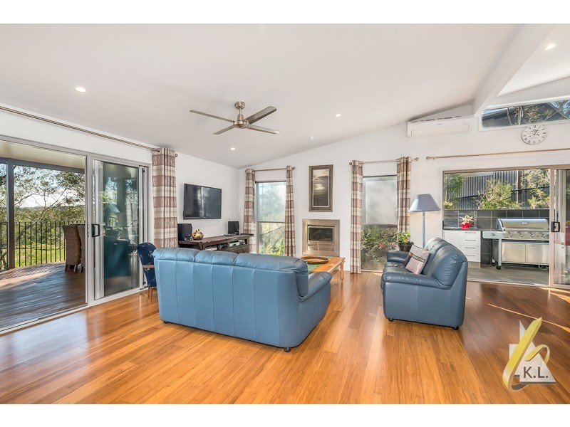 14 Sovereign Strait, Karalee QLD 4306