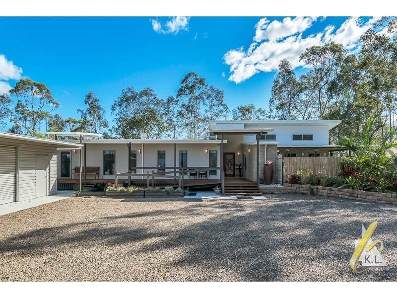 14 Sovereign Strait, Karalee QLD 4306