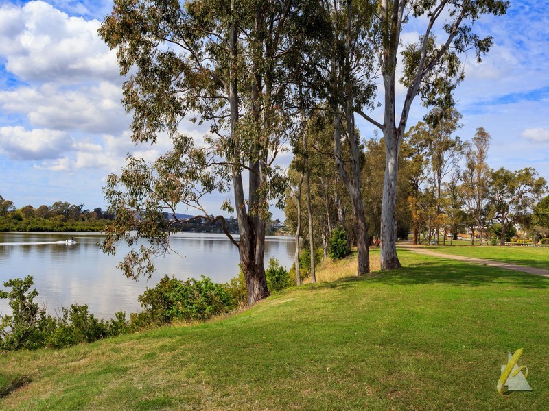 20 Seng Street, Graceville QLD 4075