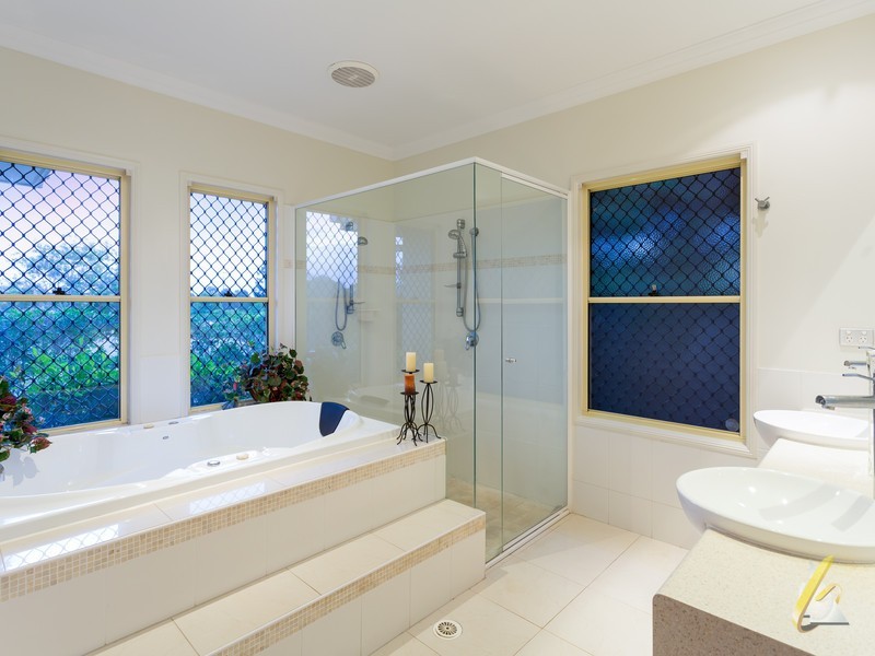 132 Copeland Dr, North Lakes QLD 4509