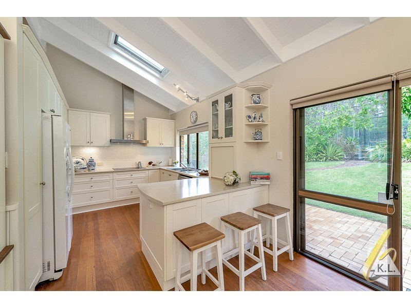 15 Eurambeen Close, Karana Downs QLD 4306