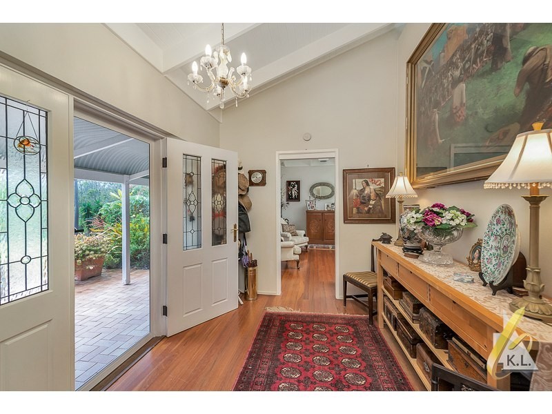 15 Eurambeen Close, Karana Downs QLD 4306