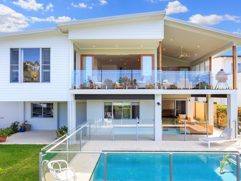 34 Ruth Miller Cl, Fig Tree Pocket QLD 4069
