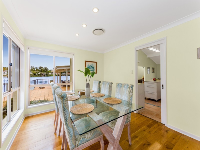 31 Baikal Place, Westlake QLD 4074