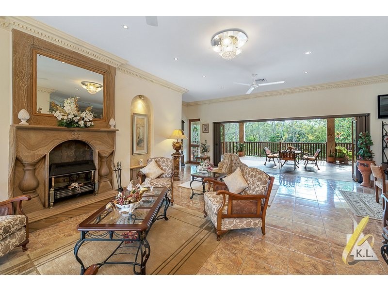 4 / 99 Junction Road, Karalee QLD 4306