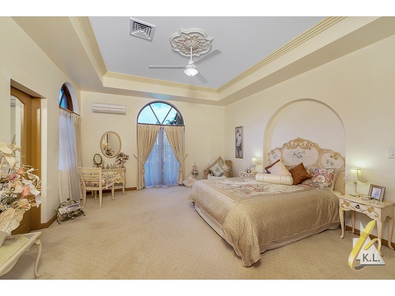 4 / 99 Junction Road, Karalee QLD 4306