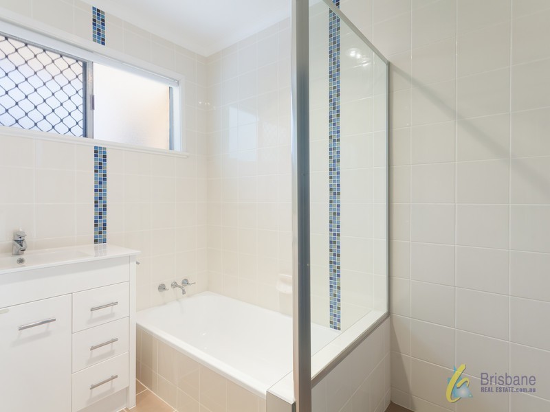 12 Warandoo Street, Jindalee QLD 4074