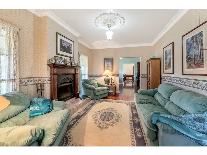 17 Glen Ruther Court, Mount Crosby QLD 4306